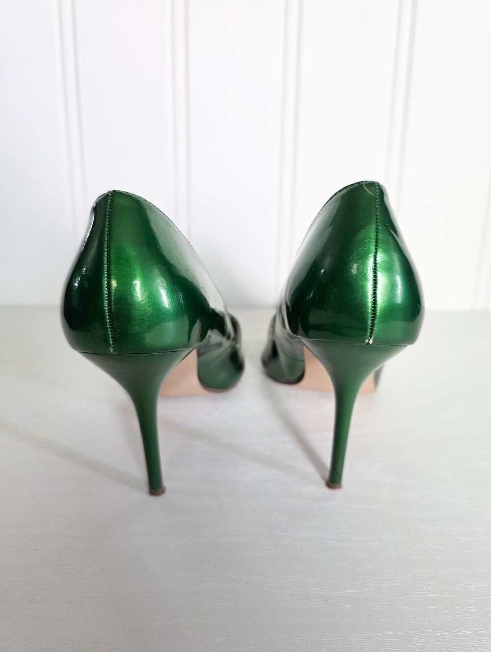 Michael Antonio Metallic Glossy Green Pointy Toe Heeled Pumps - Picture 8 of 13